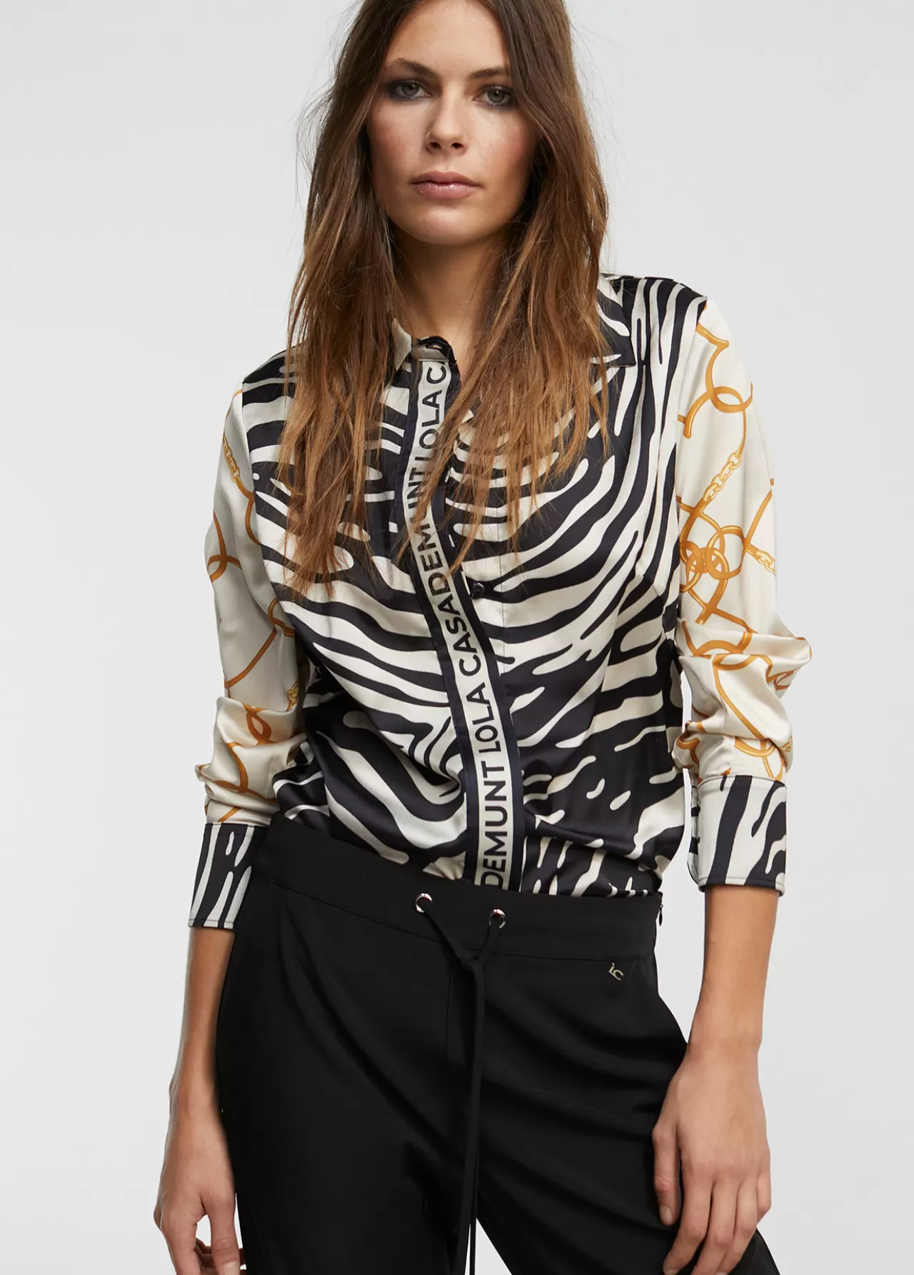 Lola Casademunt Camisa estampado zebra NEGRO-CRUDO Clearance