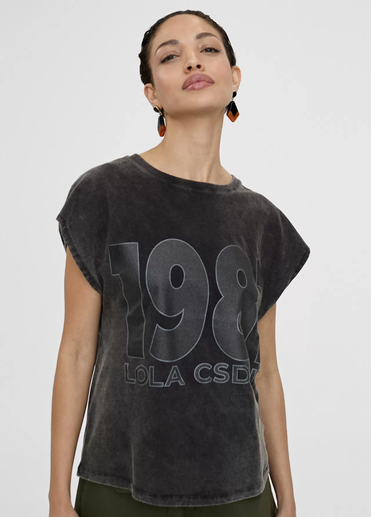 Lola Casademunt Camiseta posicionado frontal GRIS Outlet