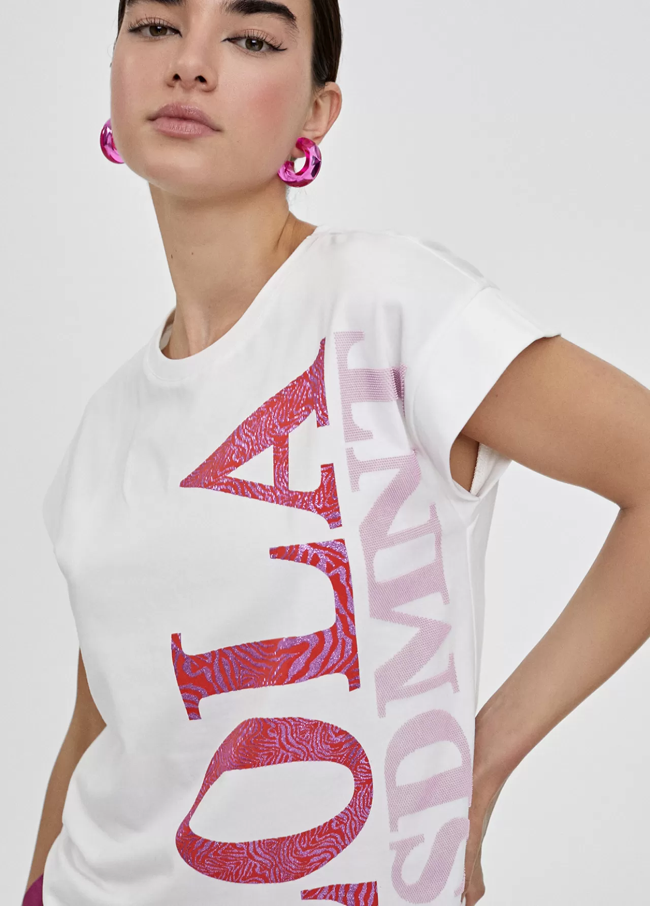 Lola Casademunt Camiseta posicionado vertica Lola BLANCO-ROSA Best