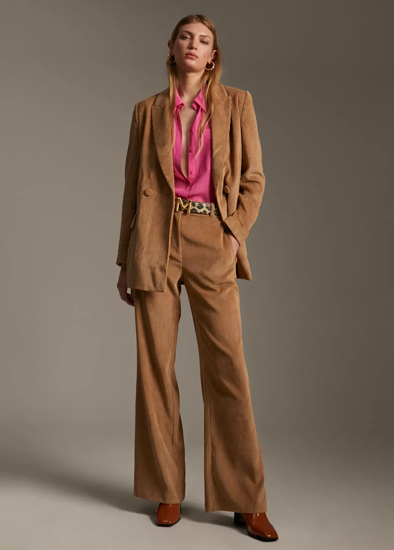 Lola Casademunt Pantalón pana wideleg CAMEL Discount