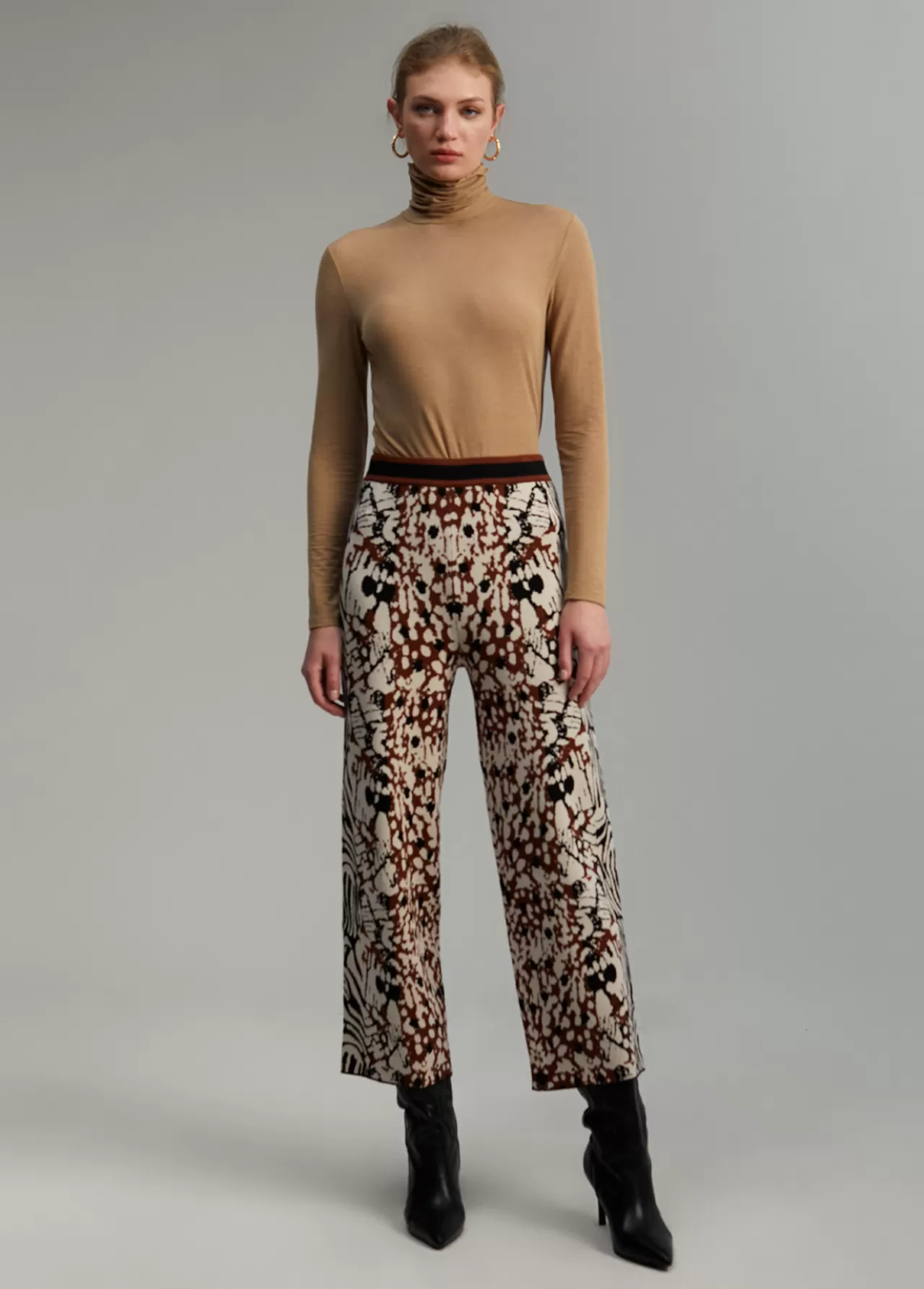 Lola Casademunt Pantalón punto animal print MARRON-NEGRO Fashion