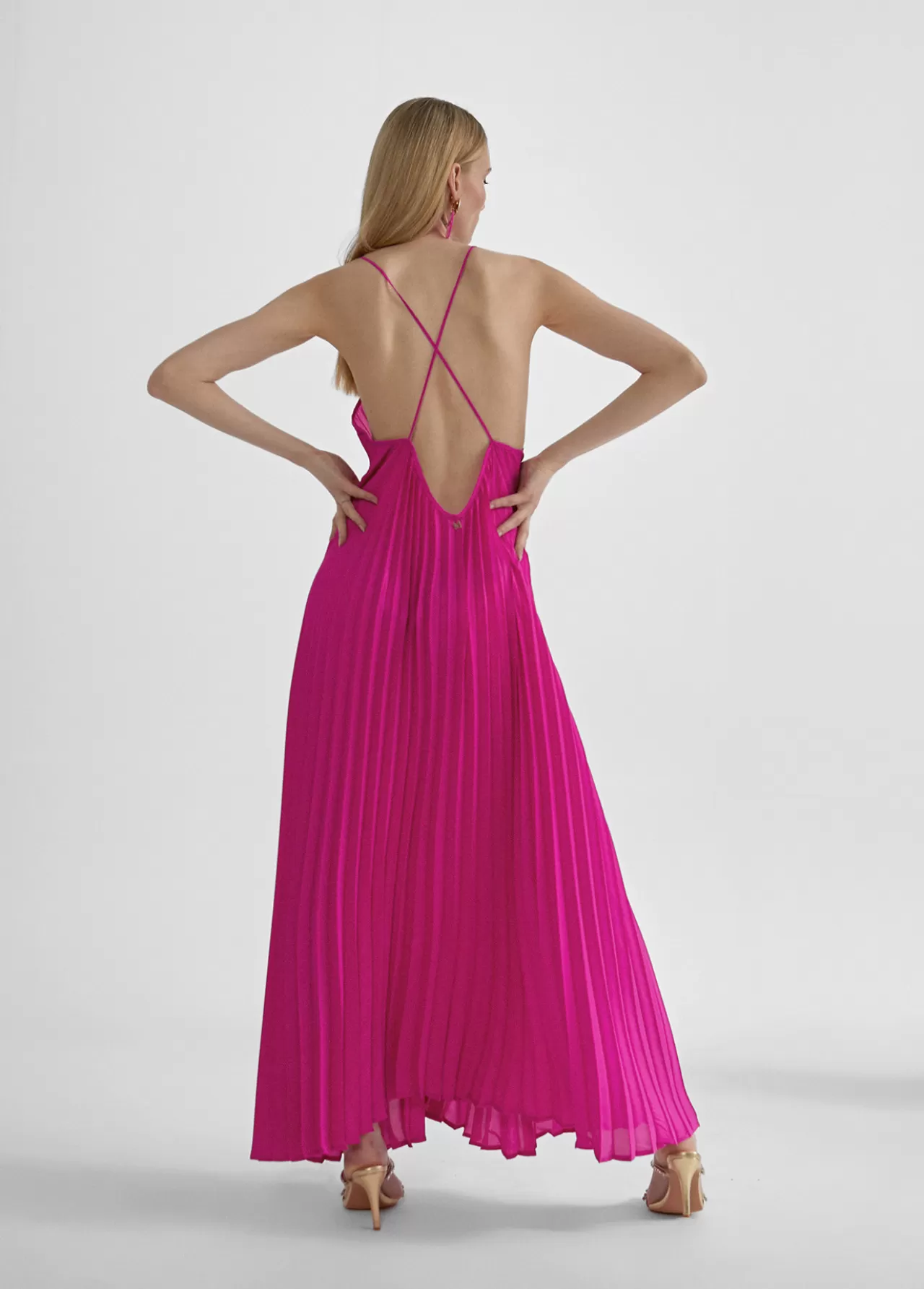 Lola Casademunt Vestido largo plisado FUCSIA Outlet