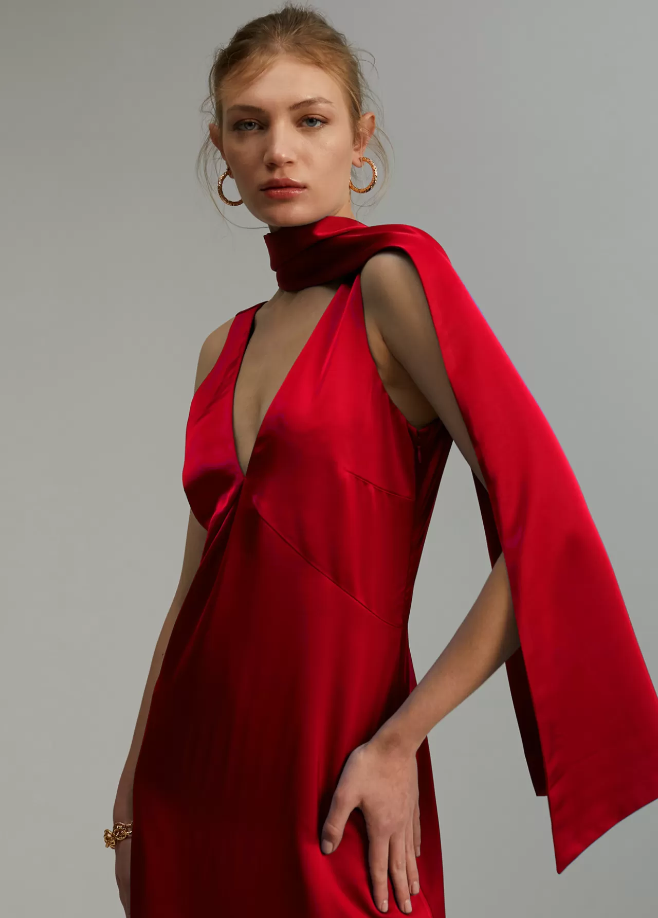 Lola Casademunt Vestido midi satén ROJO Clearance